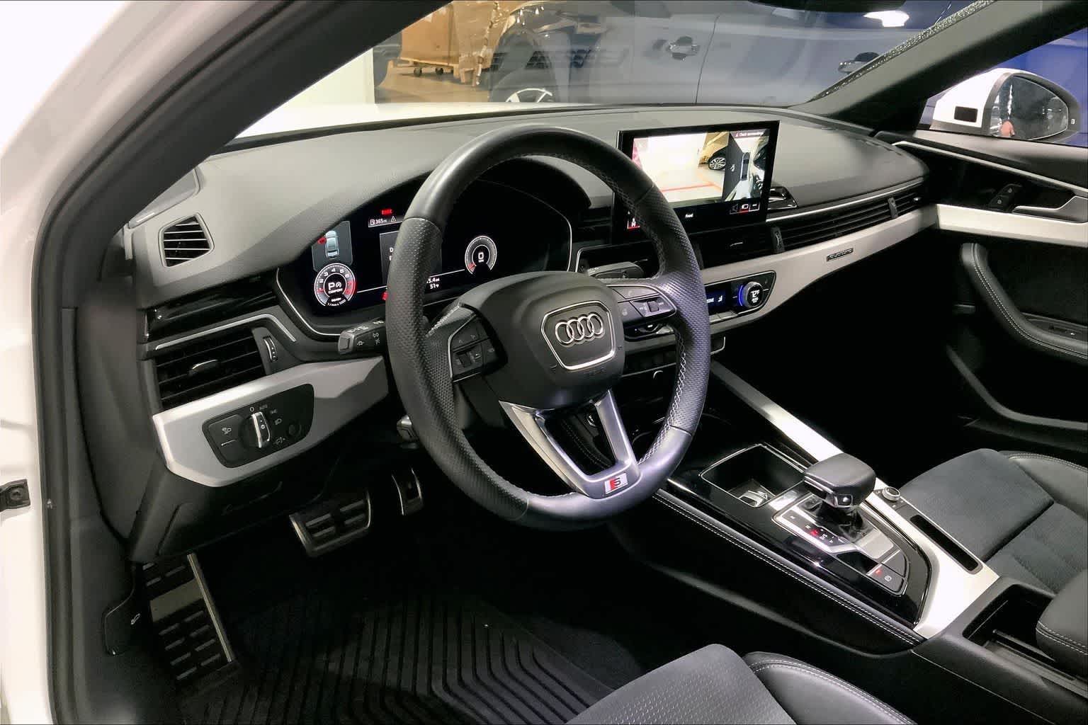 Thumbnail: 2022 Audi A4 - 2