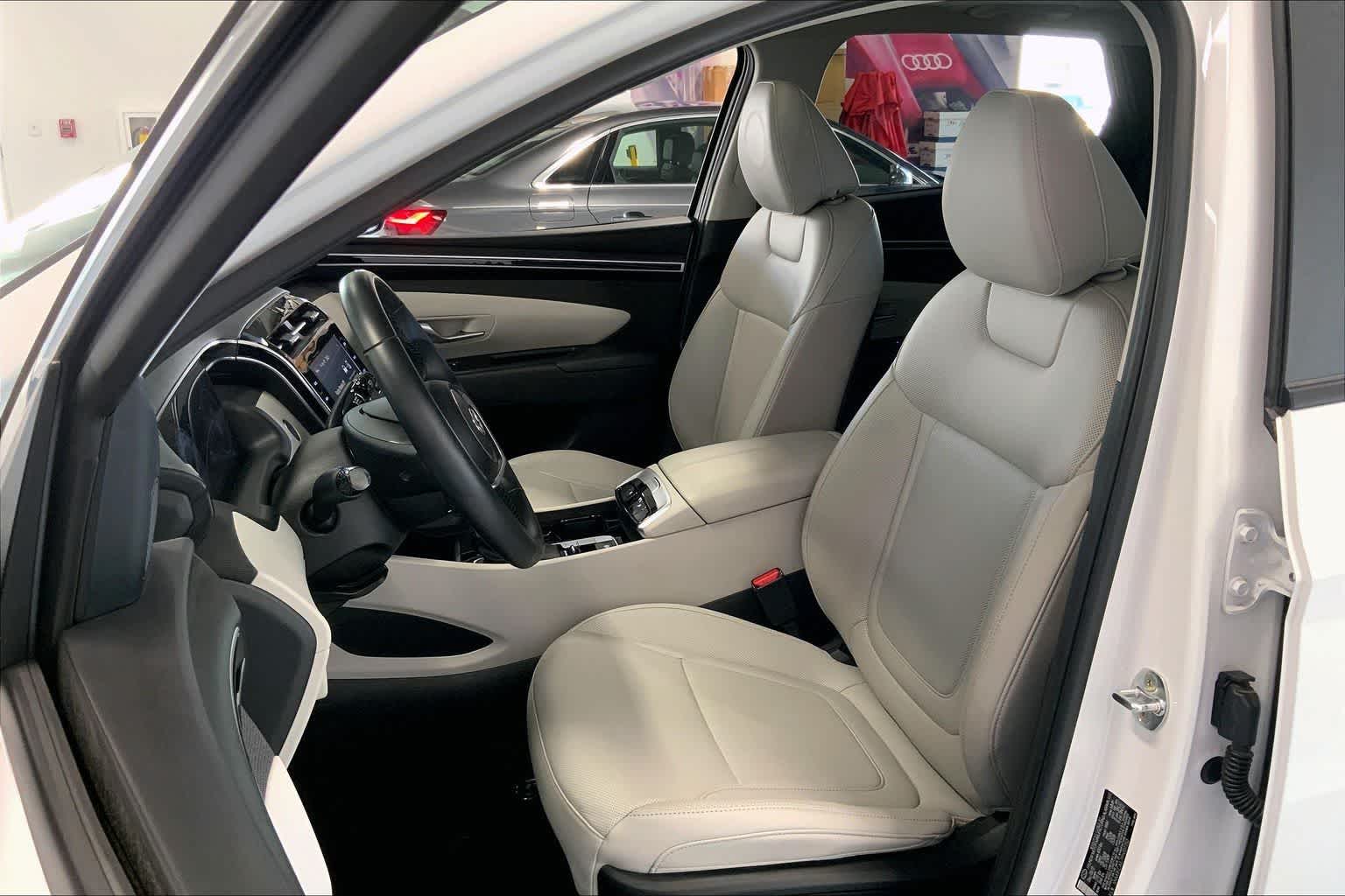 Thumbnail: 2023 Hyundai Tucson - 10