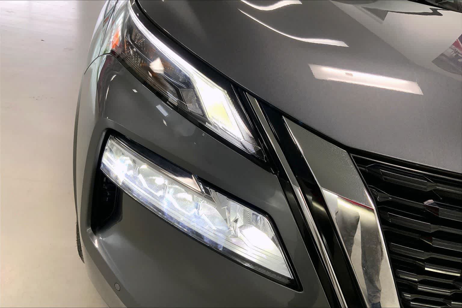 Thumbnail: 2023 Nissan Rogue - 30