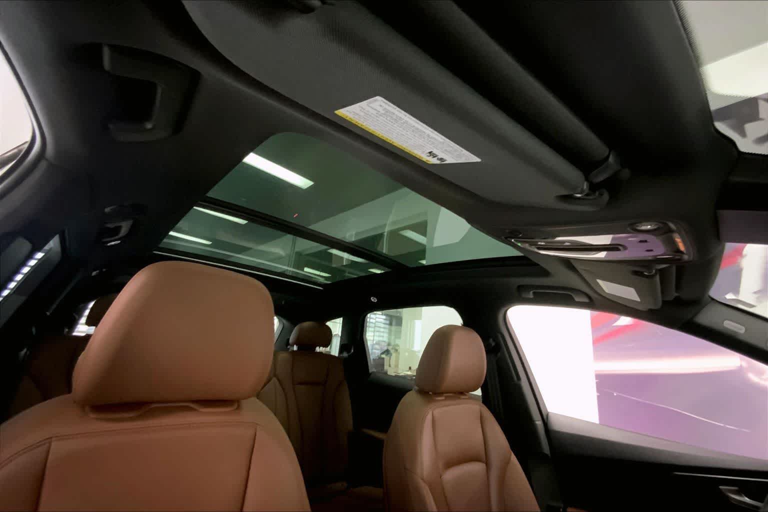 Thumbnail: 2023 Audi Q7 - 27