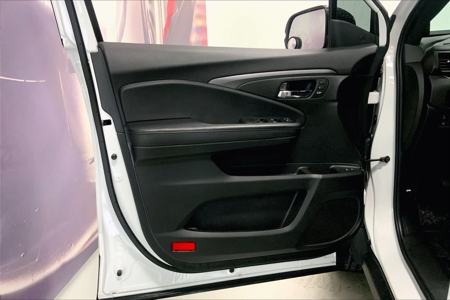 Thumbnail: 2021 Honda Passport - 25