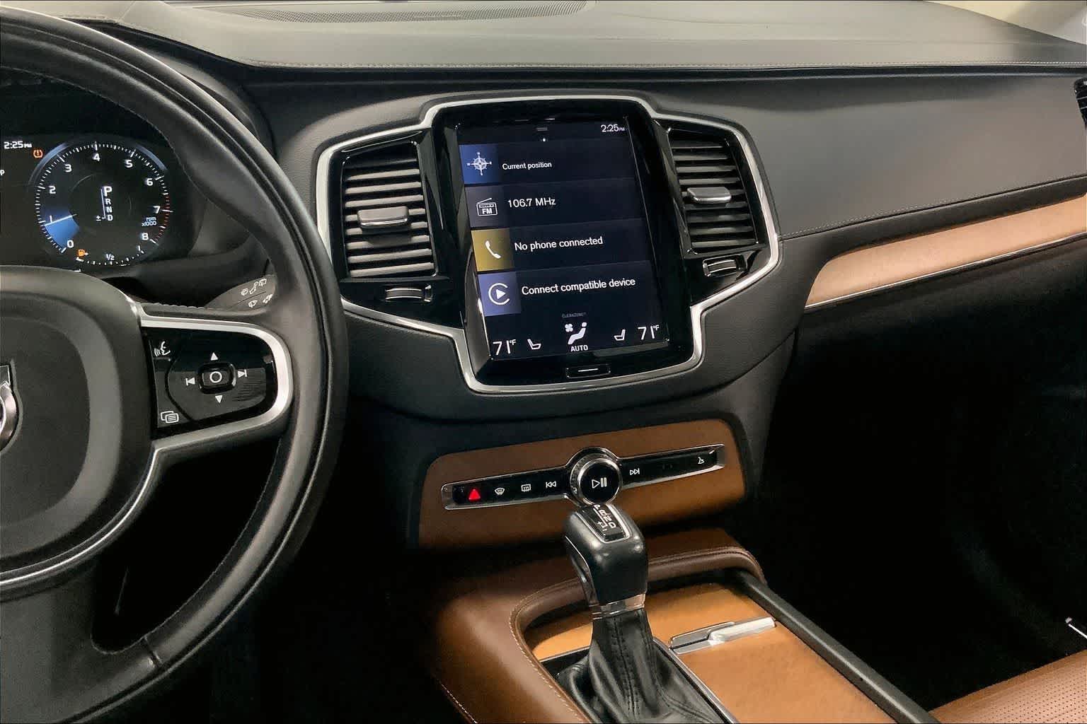 Thumbnail: 2019 Volvo XC90 - 13