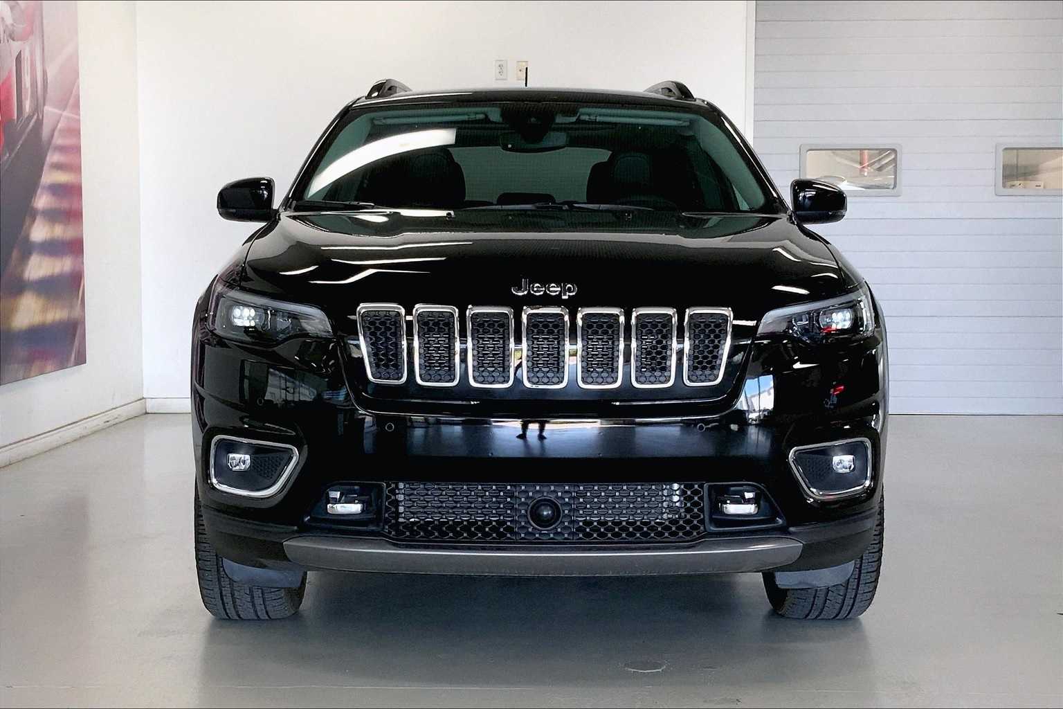 Thumbnail: 2022 Jeep Cherokee - 6