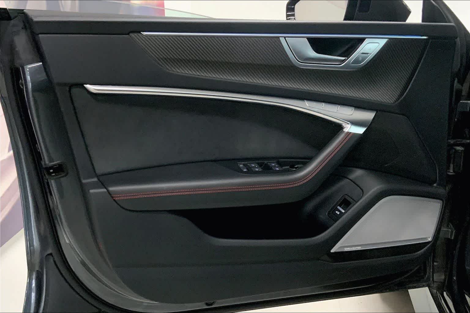 Thumbnail: 2022 Audi RS 7 - 24