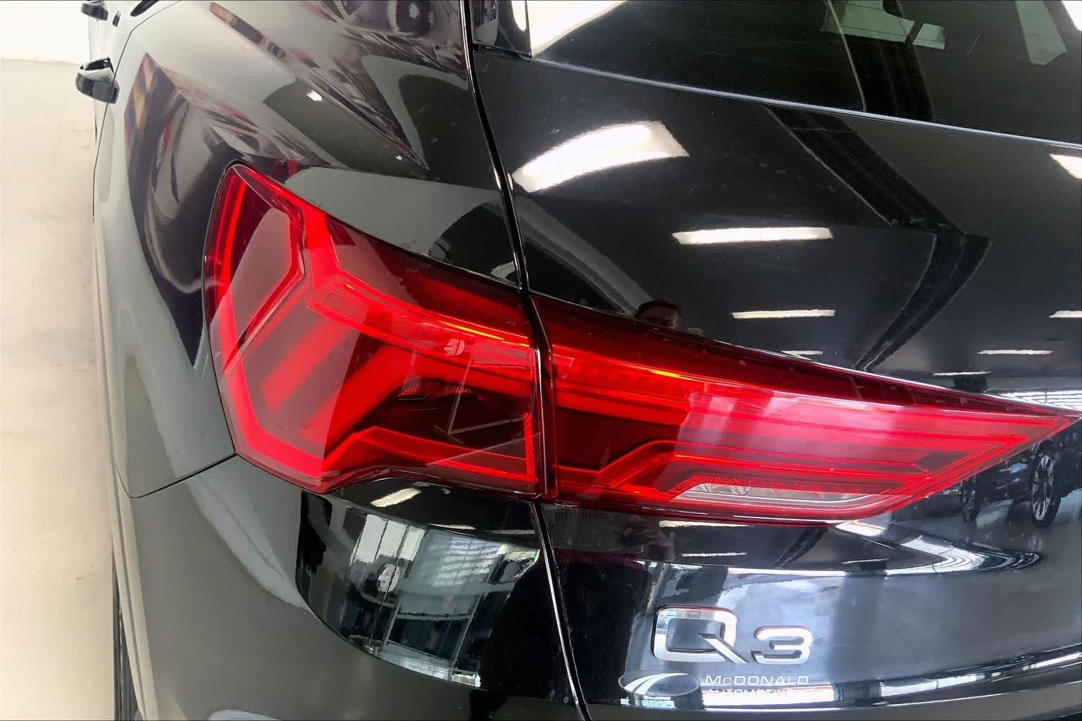 Thumbnail: 2023 Audi Q3 - 29