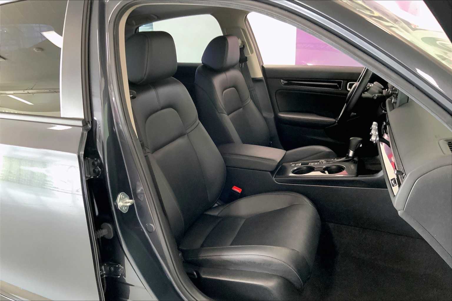 Thumbnail: 2024 Honda Civic - 11