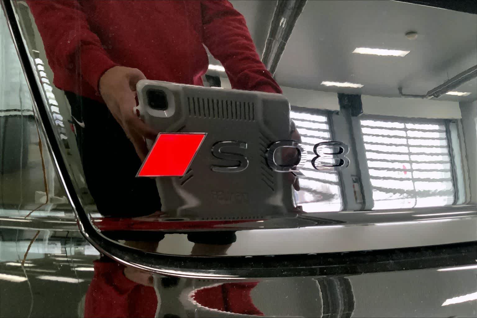 Thumbnail: 2026 Audi SQ8 - 7