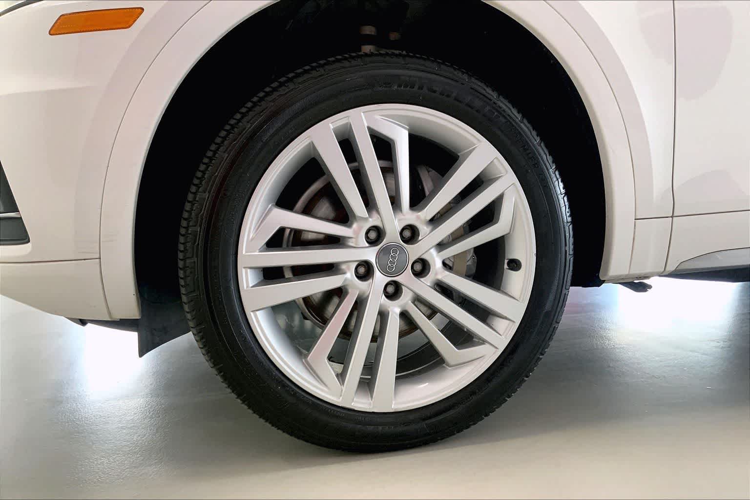 Thumbnail: 2020 Audi Q5 - 8