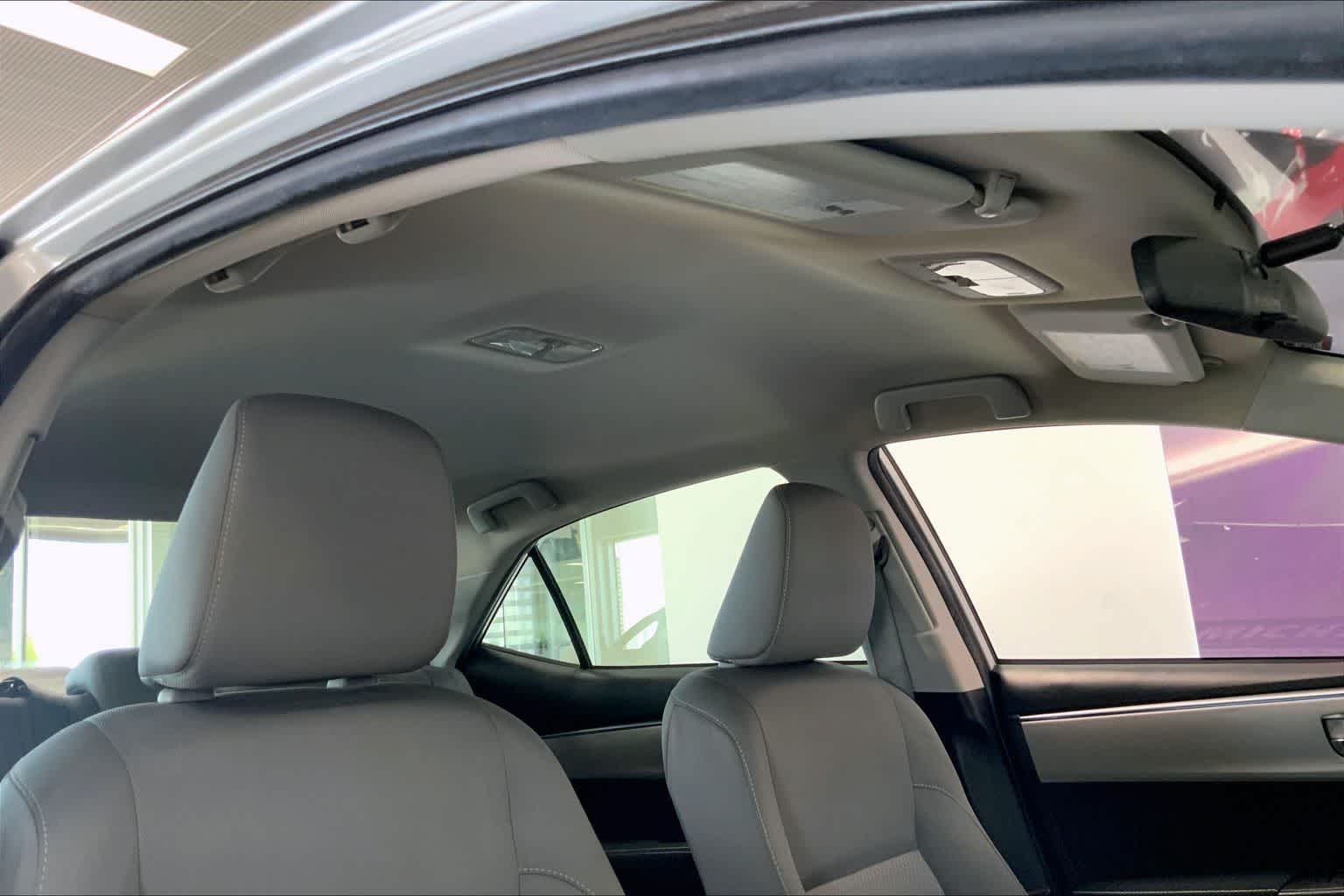 Thumbnail: 2015 Toyota Corolla - 24
