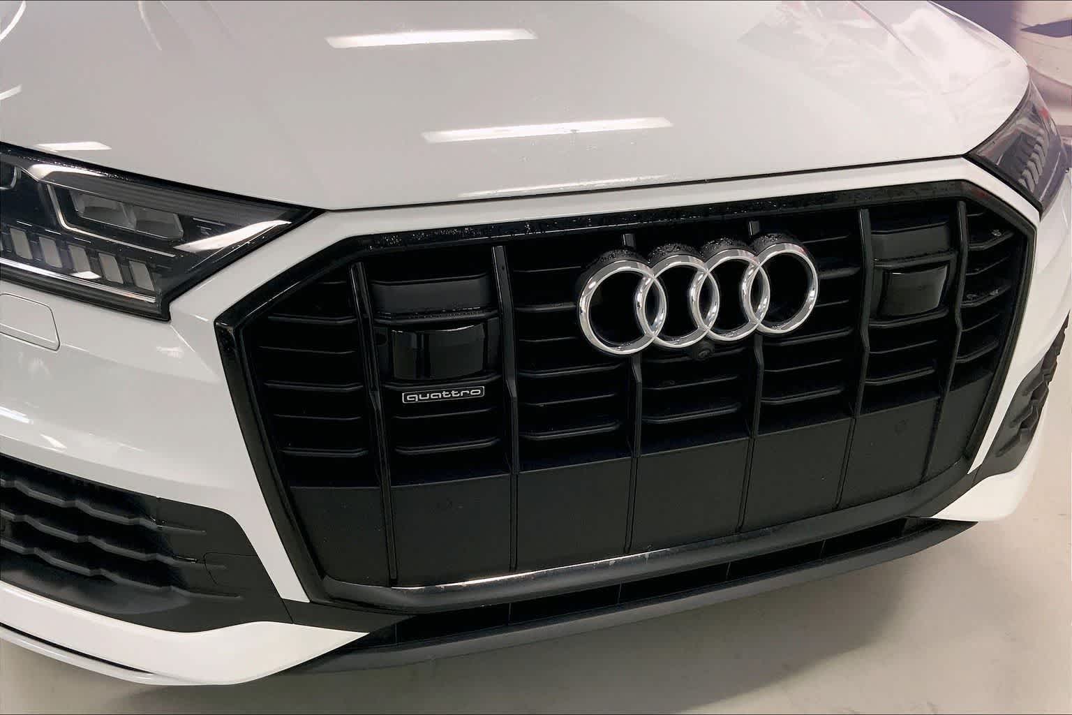 Thumbnail: 2020 Audi Q7 - 30