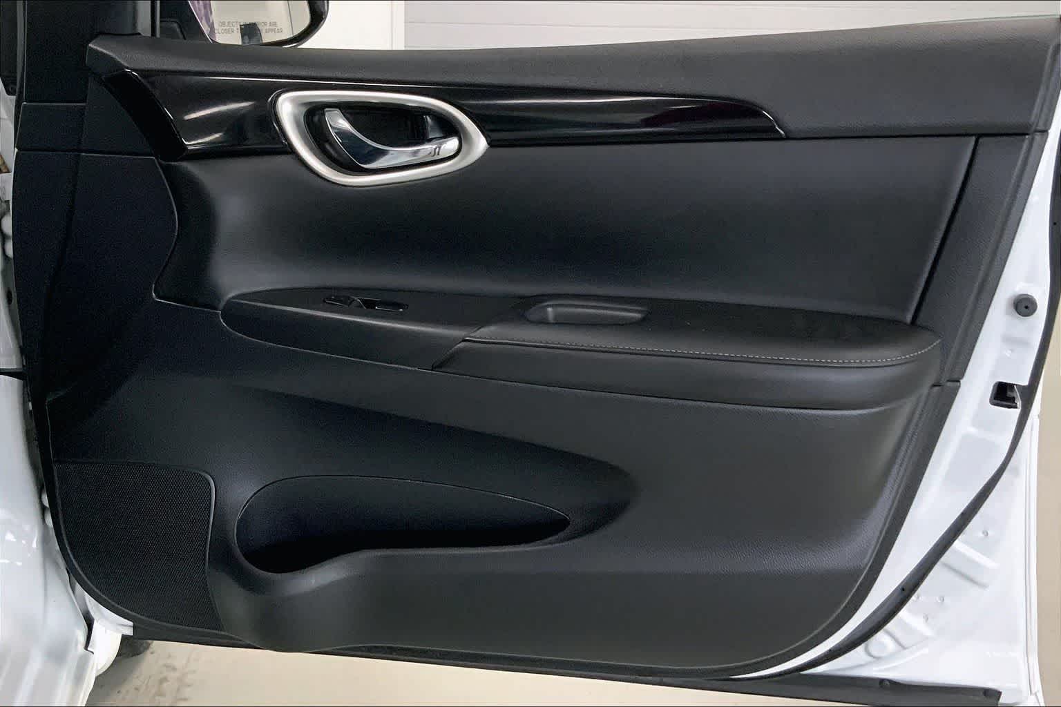 Thumbnail: 2018 Nissan Sentra - 26