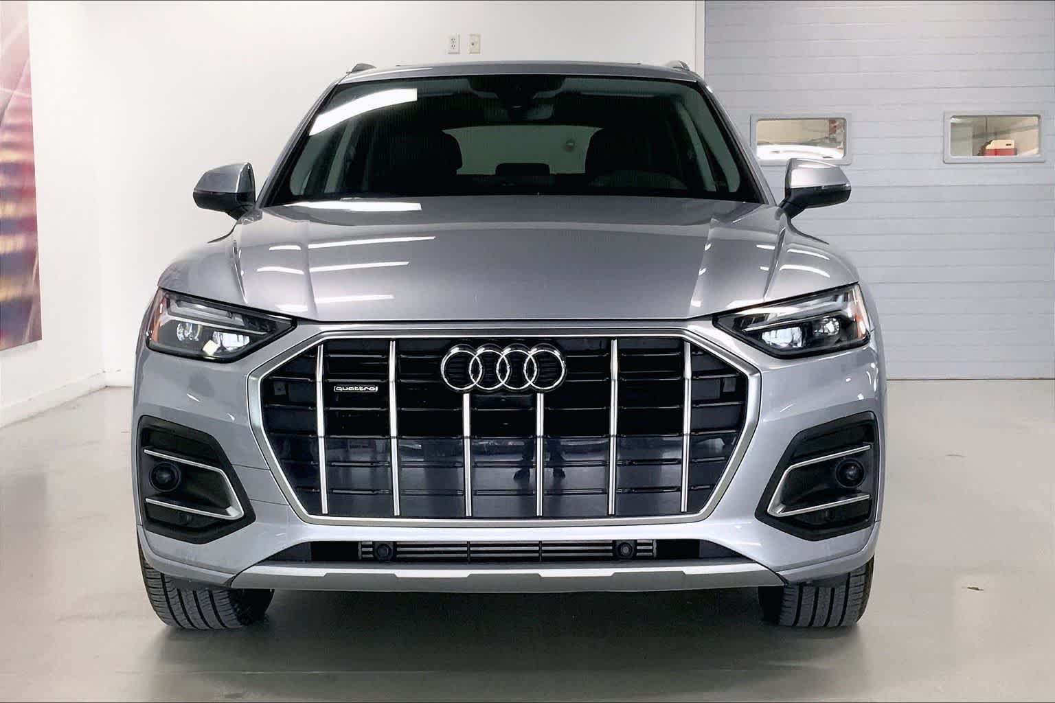 Thumbnail: 2023 Audi Q5 - 6