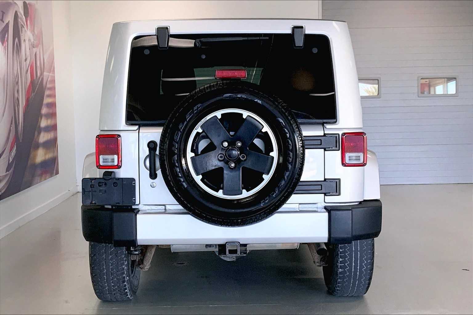 Thumbnail: 2012 Jeep Wrangler - 5