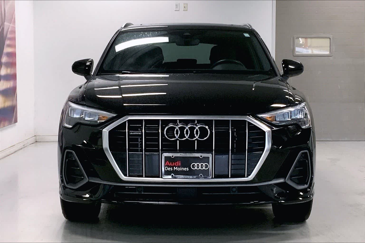 Thumbnail: 2022 Audi Q3 - 6