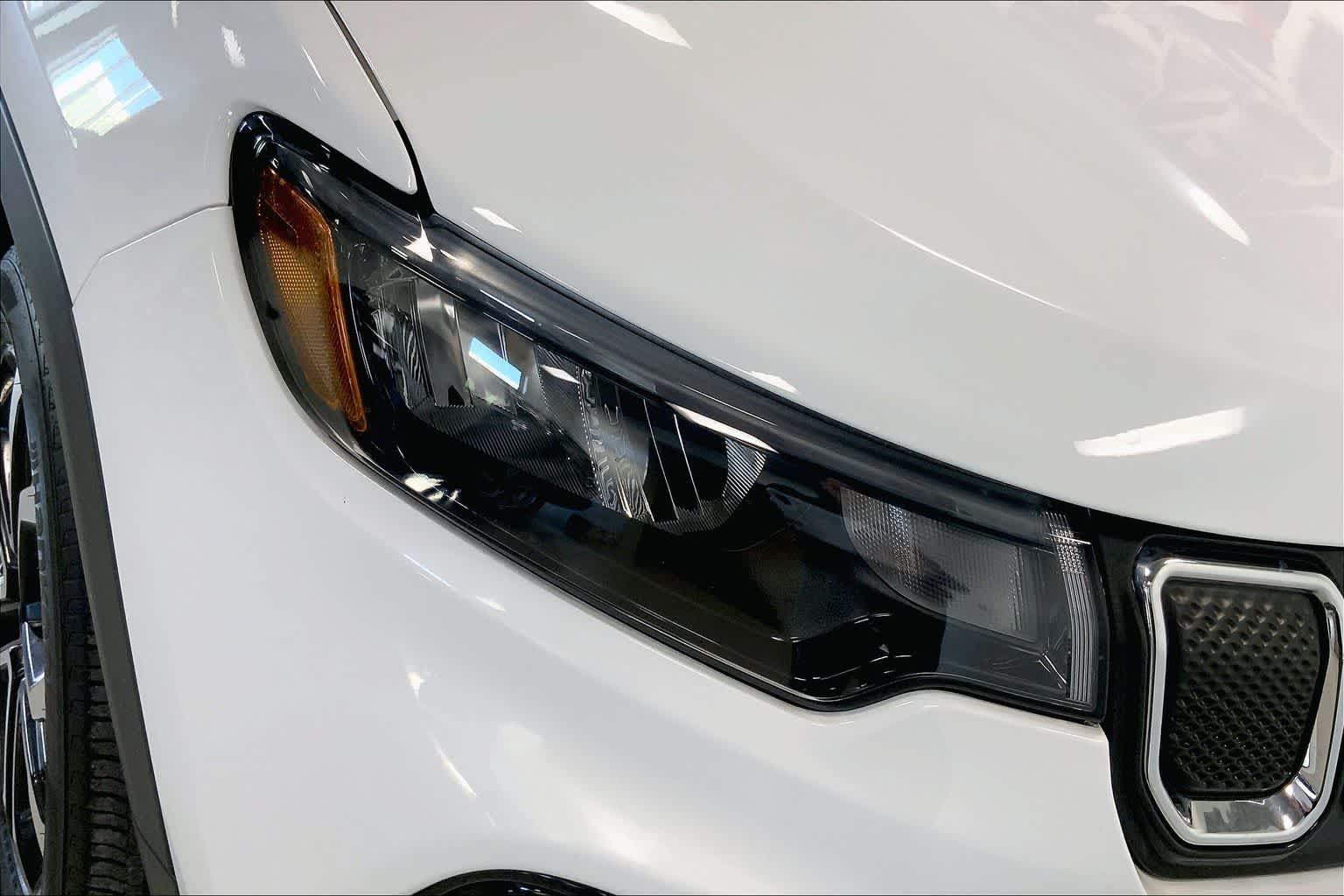 Thumbnail: 2022 Jeep Compass - 28