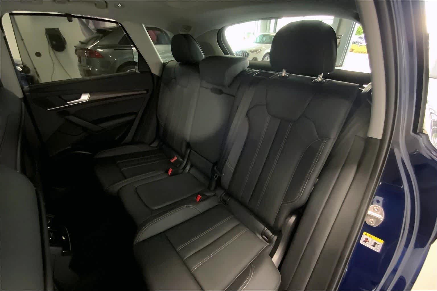 Thumbnail: 2025 Audi Q5 - 27