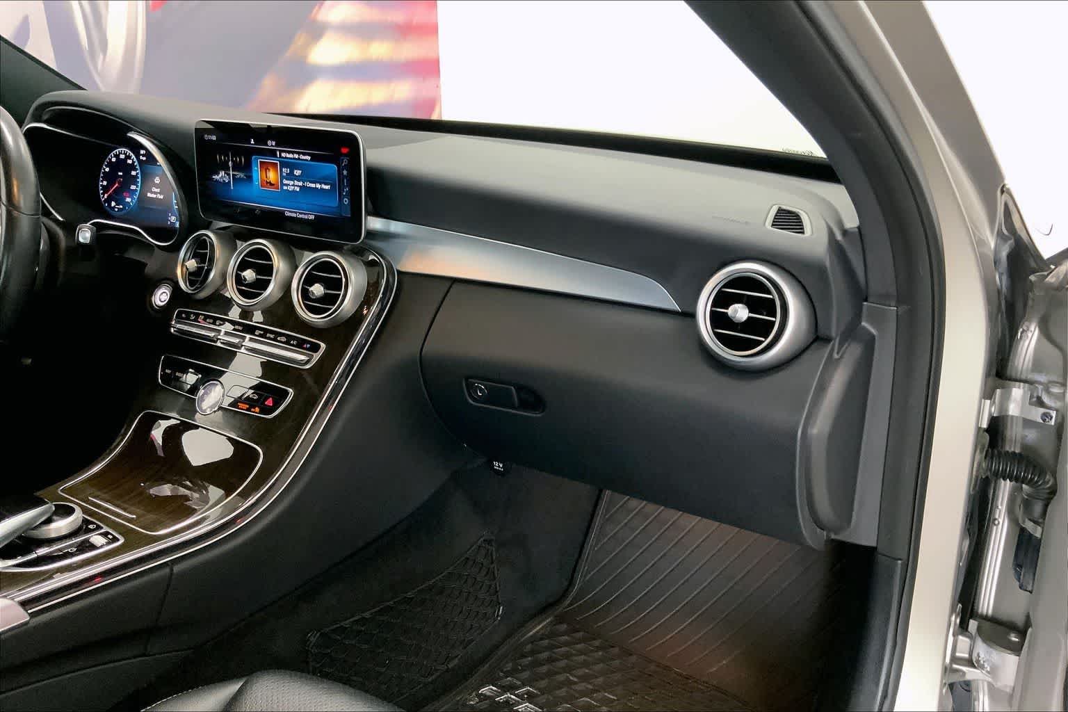 Thumbnail: 2019 Mercedes-Benz C-Class - 21