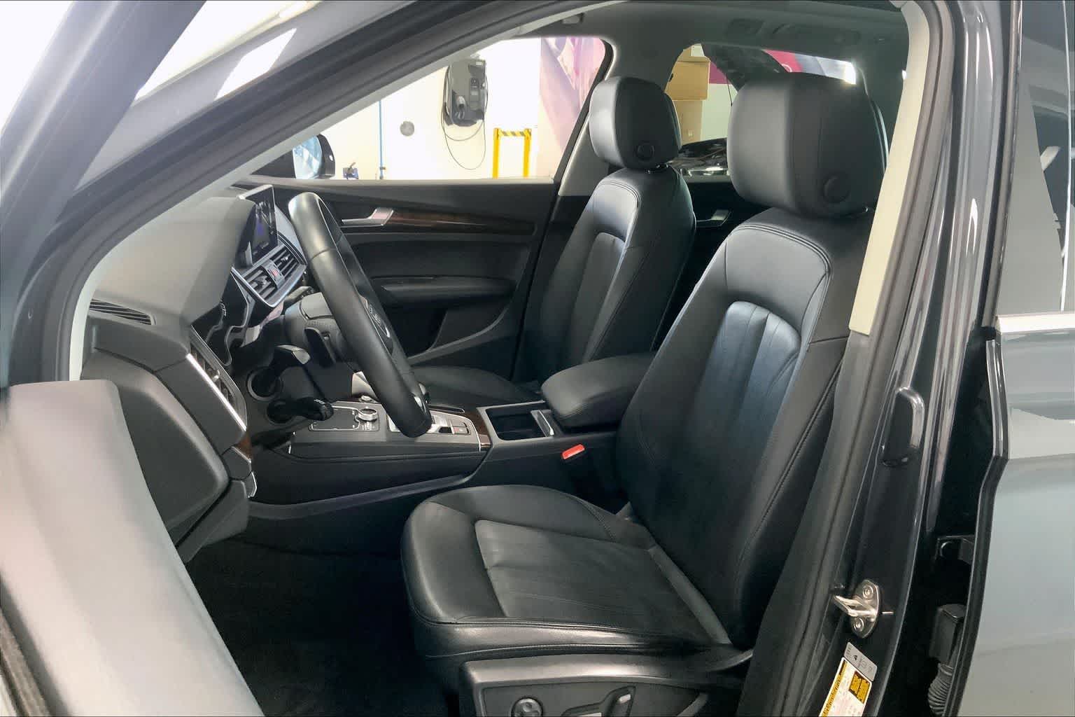 Thumbnail: 2020 Audi Q5 - 10