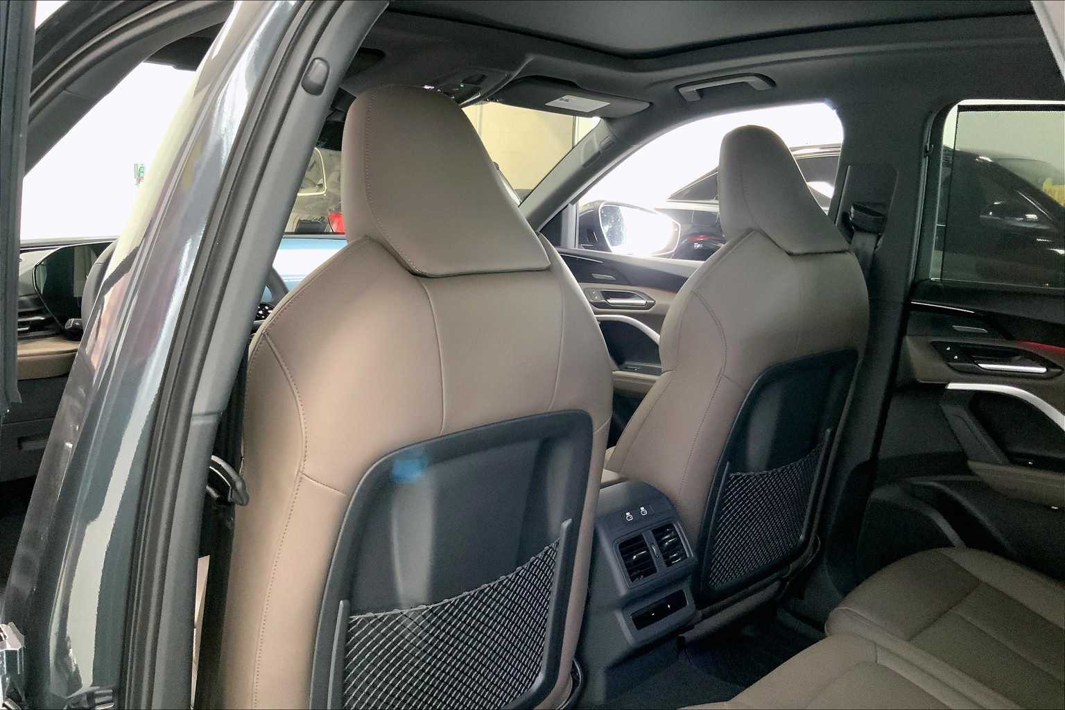 Thumbnail: 2025 Audi Q5 - 12