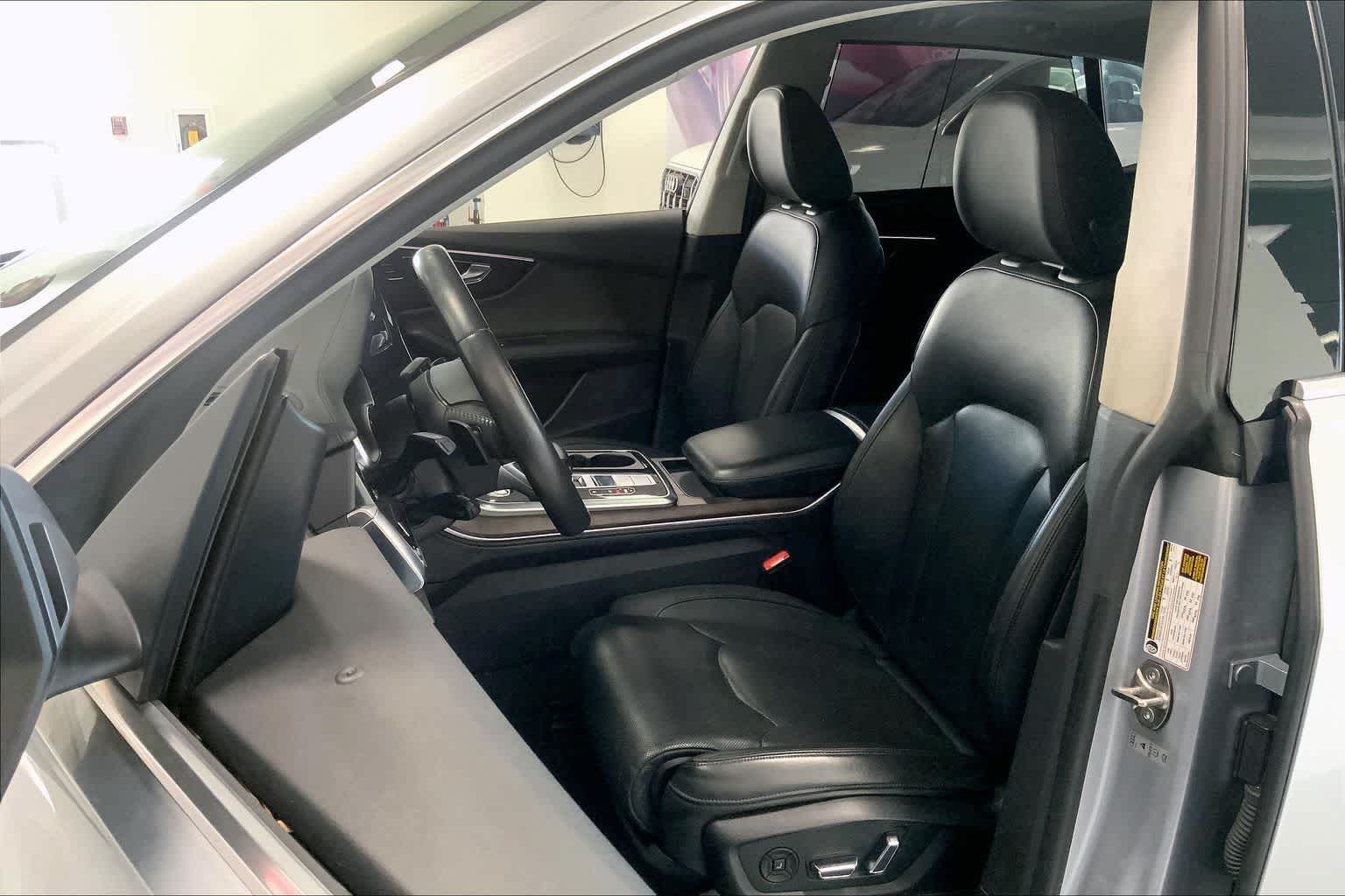 Thumbnail: 2019 Audi Q8 - 10