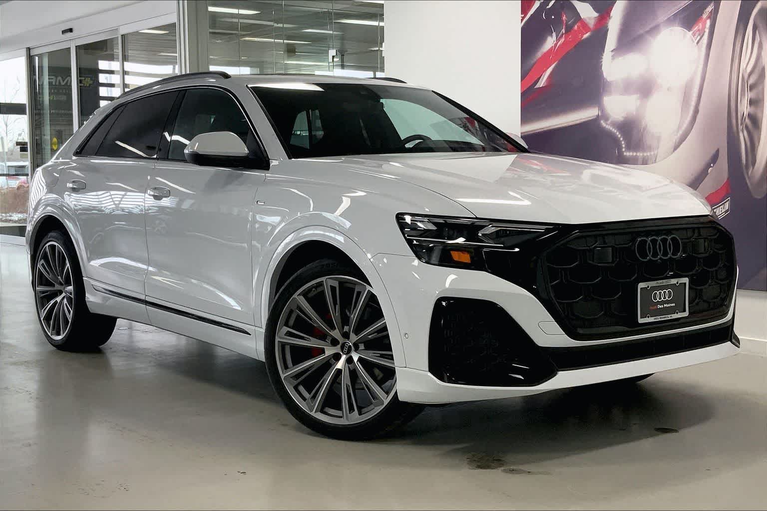 Thumbnail: 2026 Audi Q8 - 21