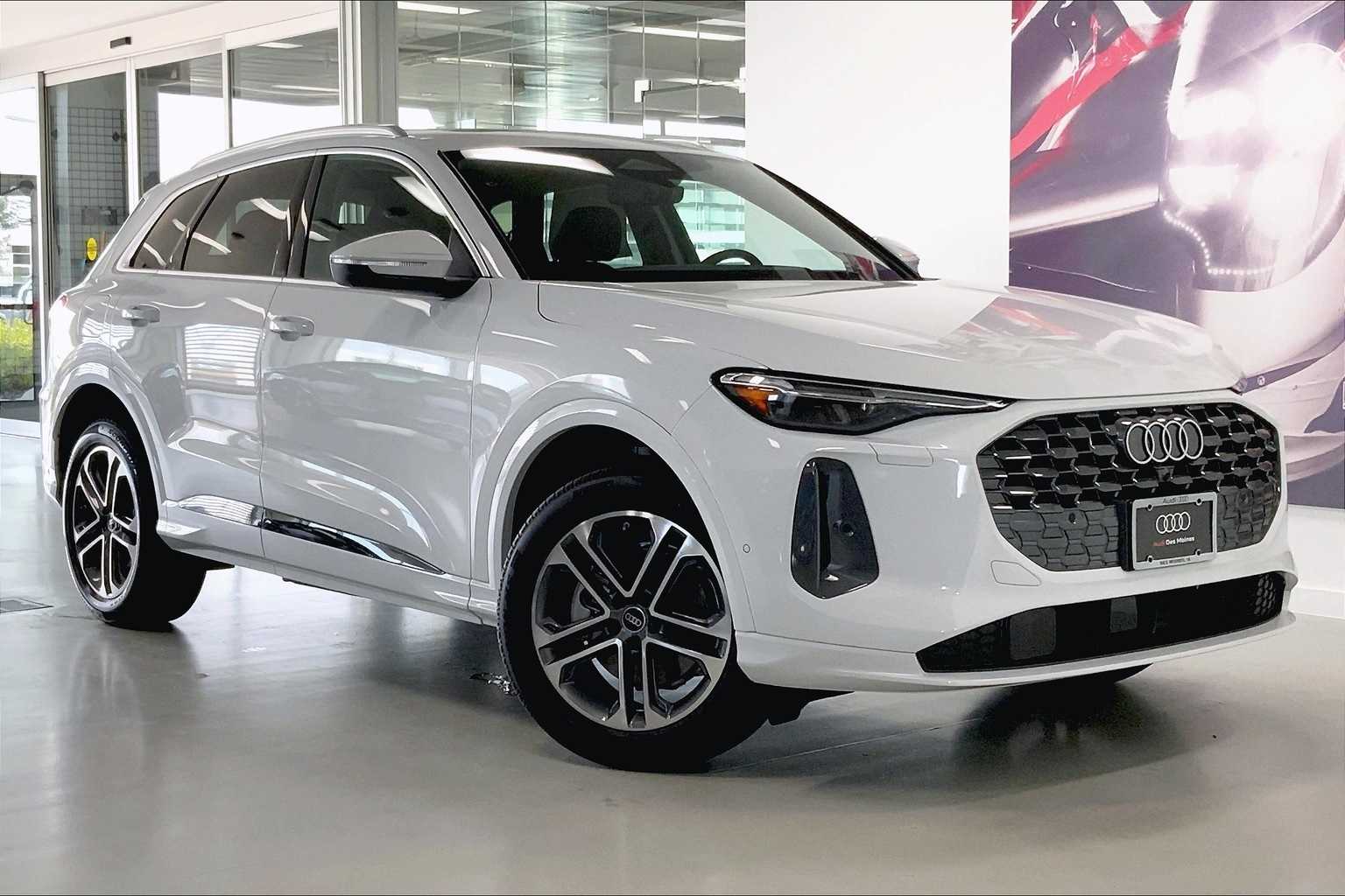 Thumbnail: 2025 Audi Q5 - 20