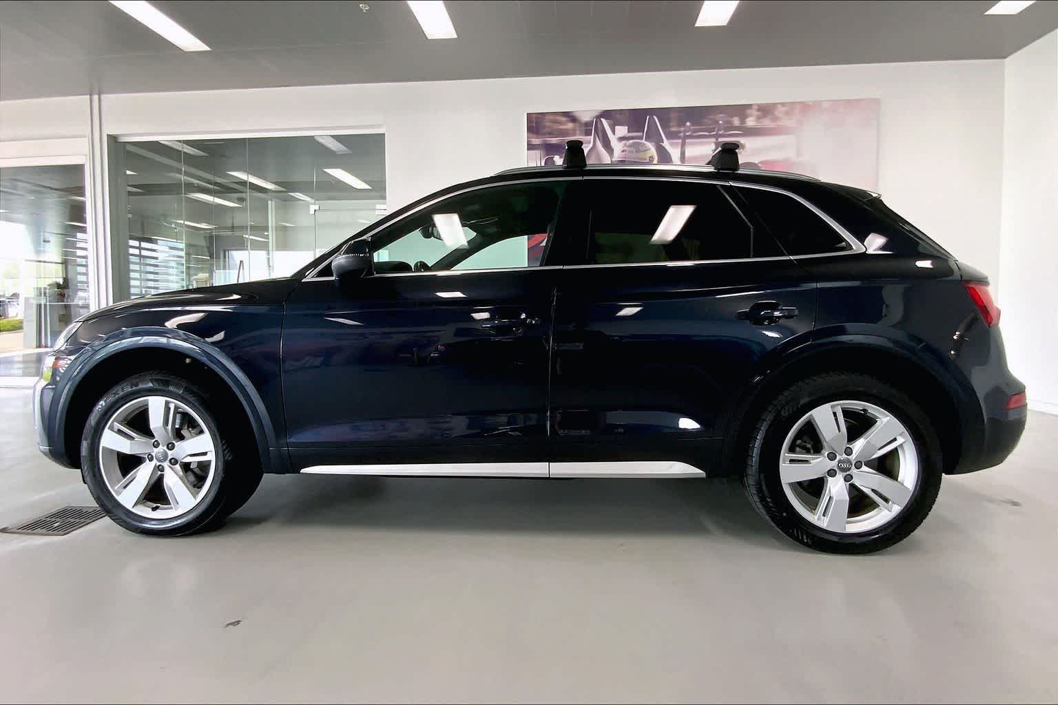 Thumbnail: 2019 Audi Q5 - 3