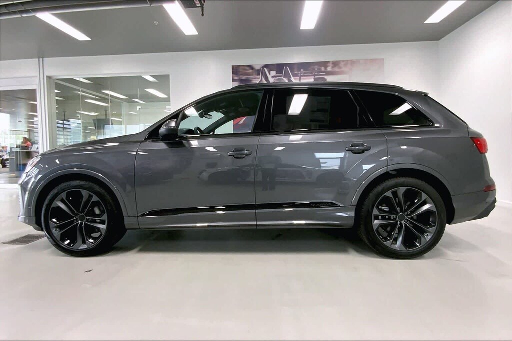 New 2026 Audi Q7 55 Premium Plus SUV