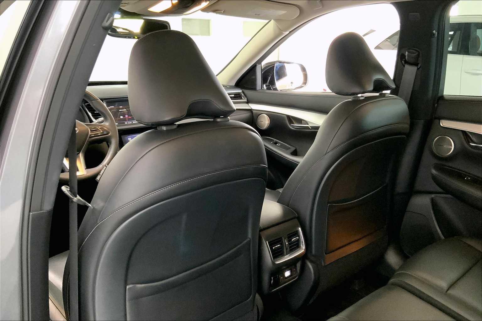 Thumbnail: 2019 INFINITI QX50 - 11
