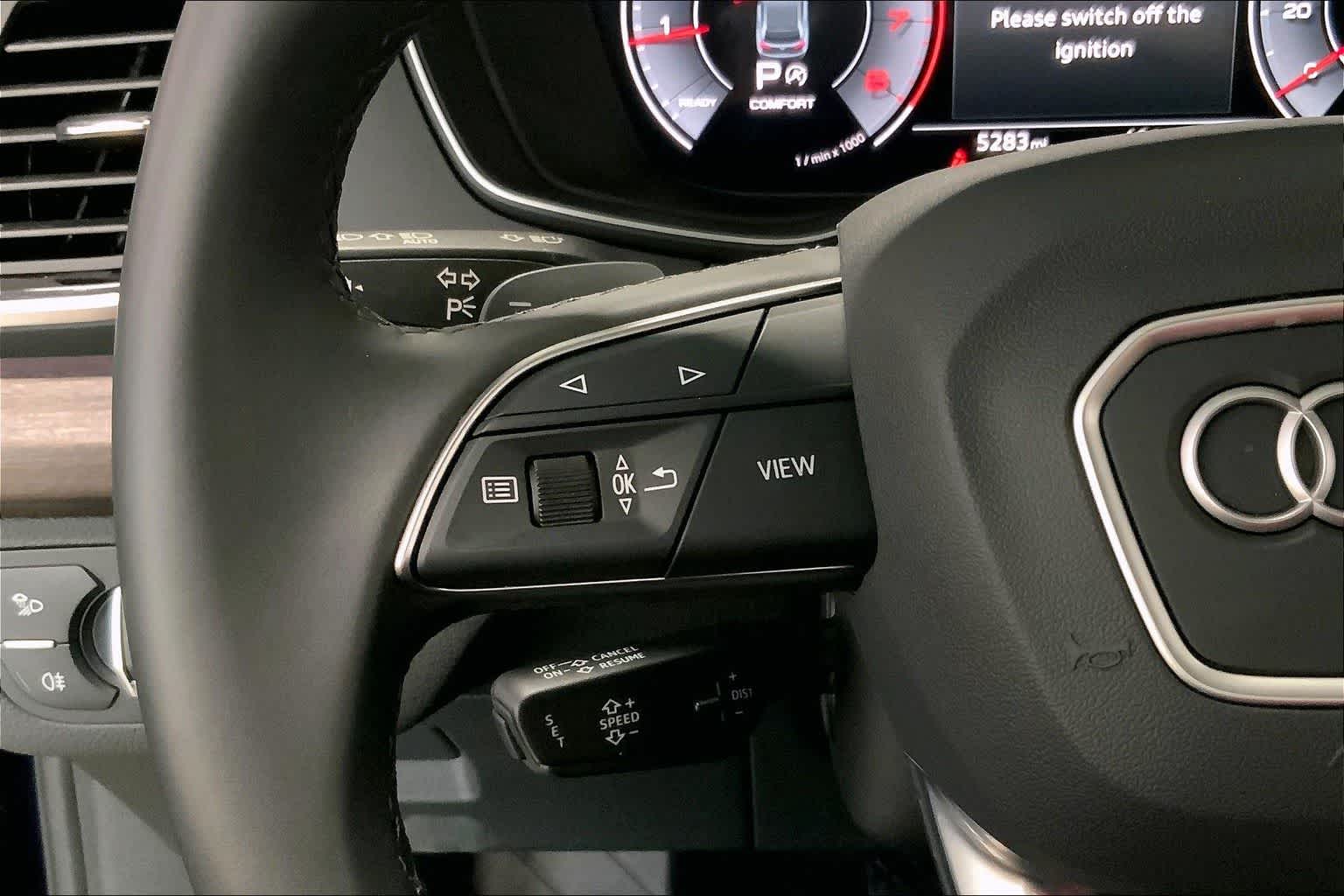 Thumbnail: 2025 Audi Q5 - 22