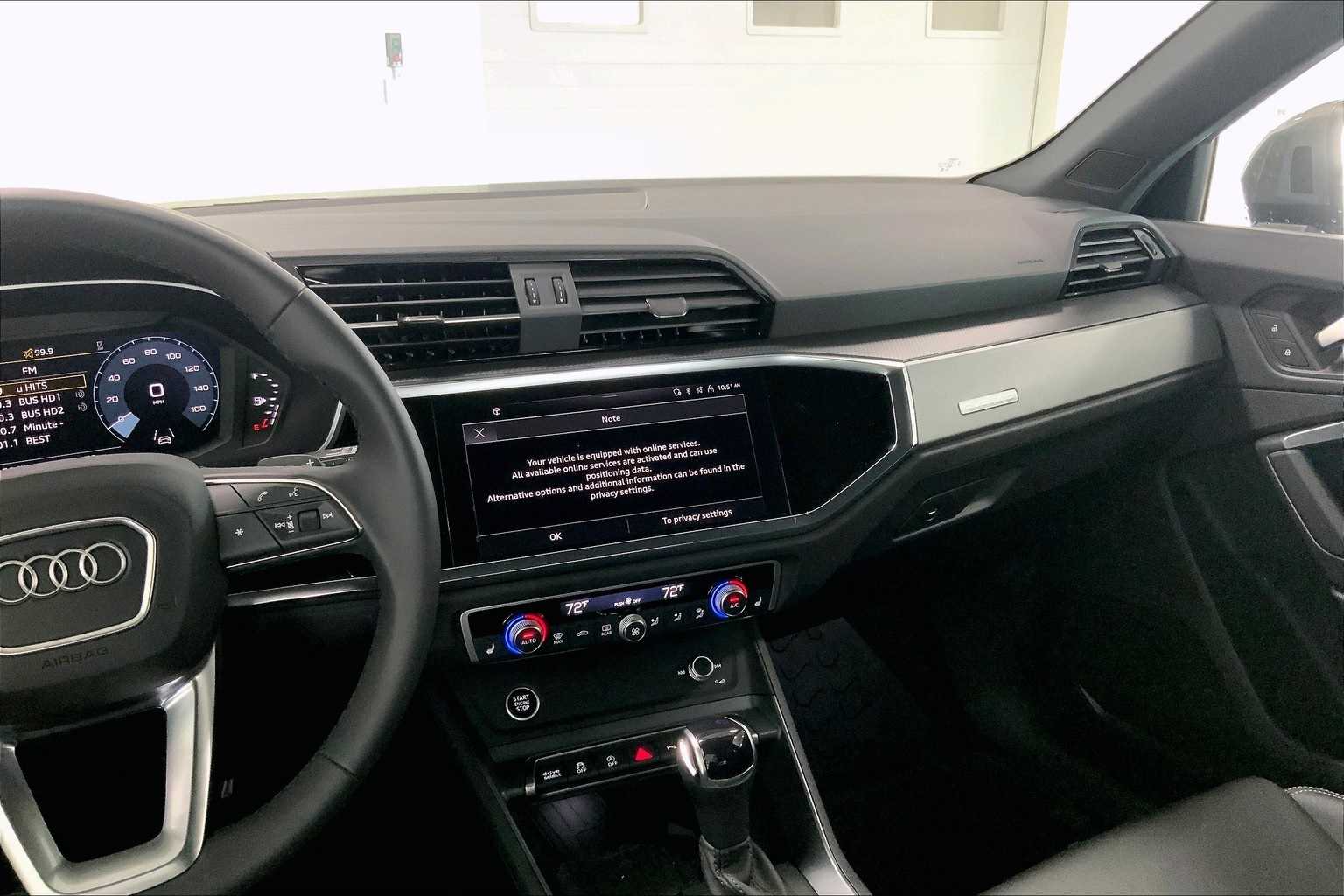 Thumbnail: 2025 Audi Q3 - 16