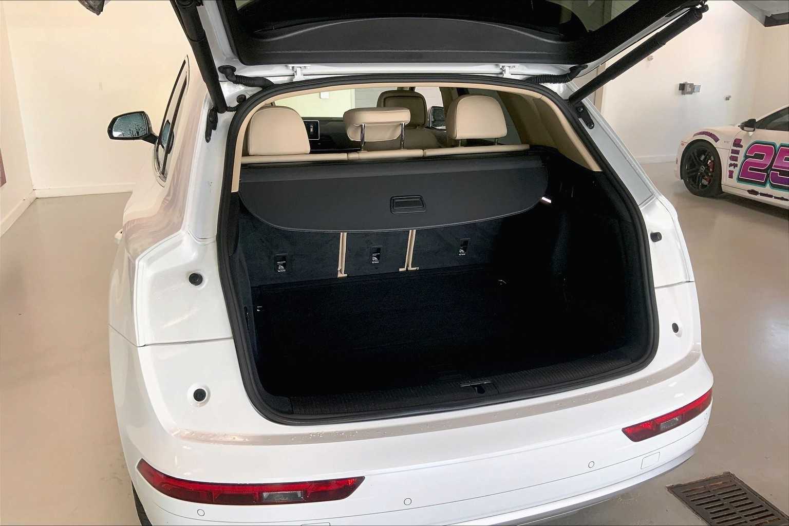 Thumbnail: 2020 Audi Q5 - 17