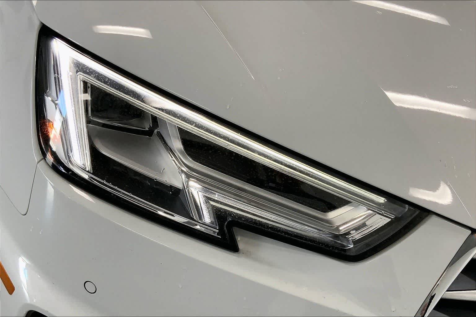 Thumbnail: 2019 Audi A4 - 31