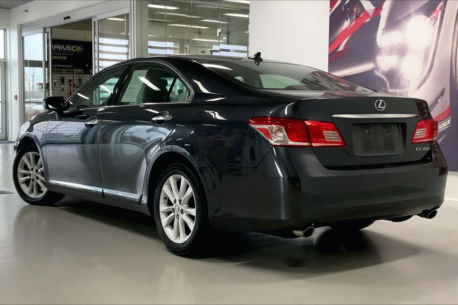 Thumbnail: 2011 Lexus ES - 4