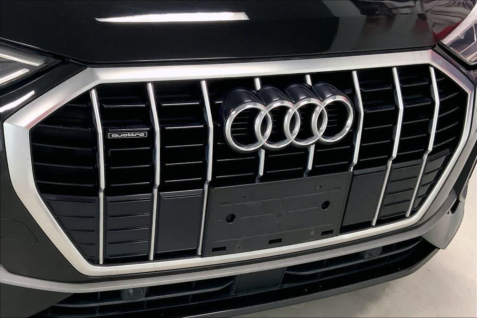 Thumbnail: 2020 Audi Q3 - 30