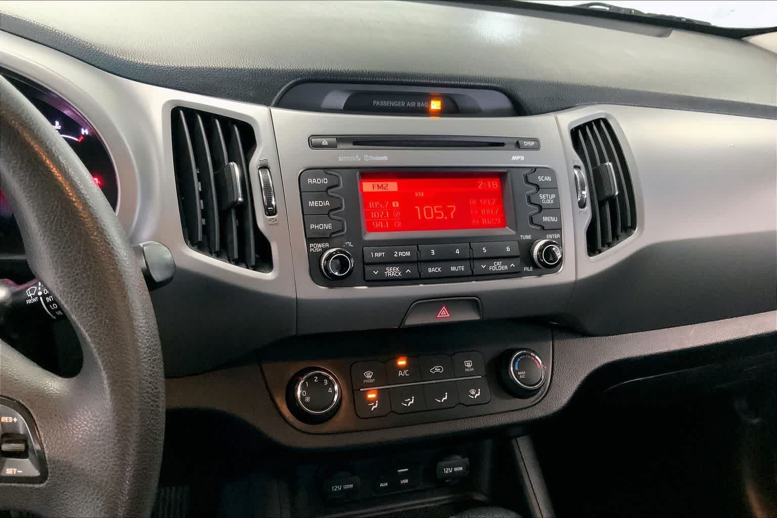 Thumbnail: 2015 Kia Sportage - 23