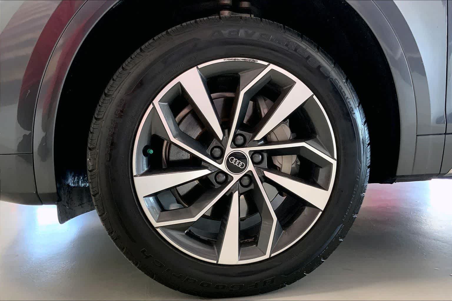 Thumbnail: 2022 Audi Q5 - 7