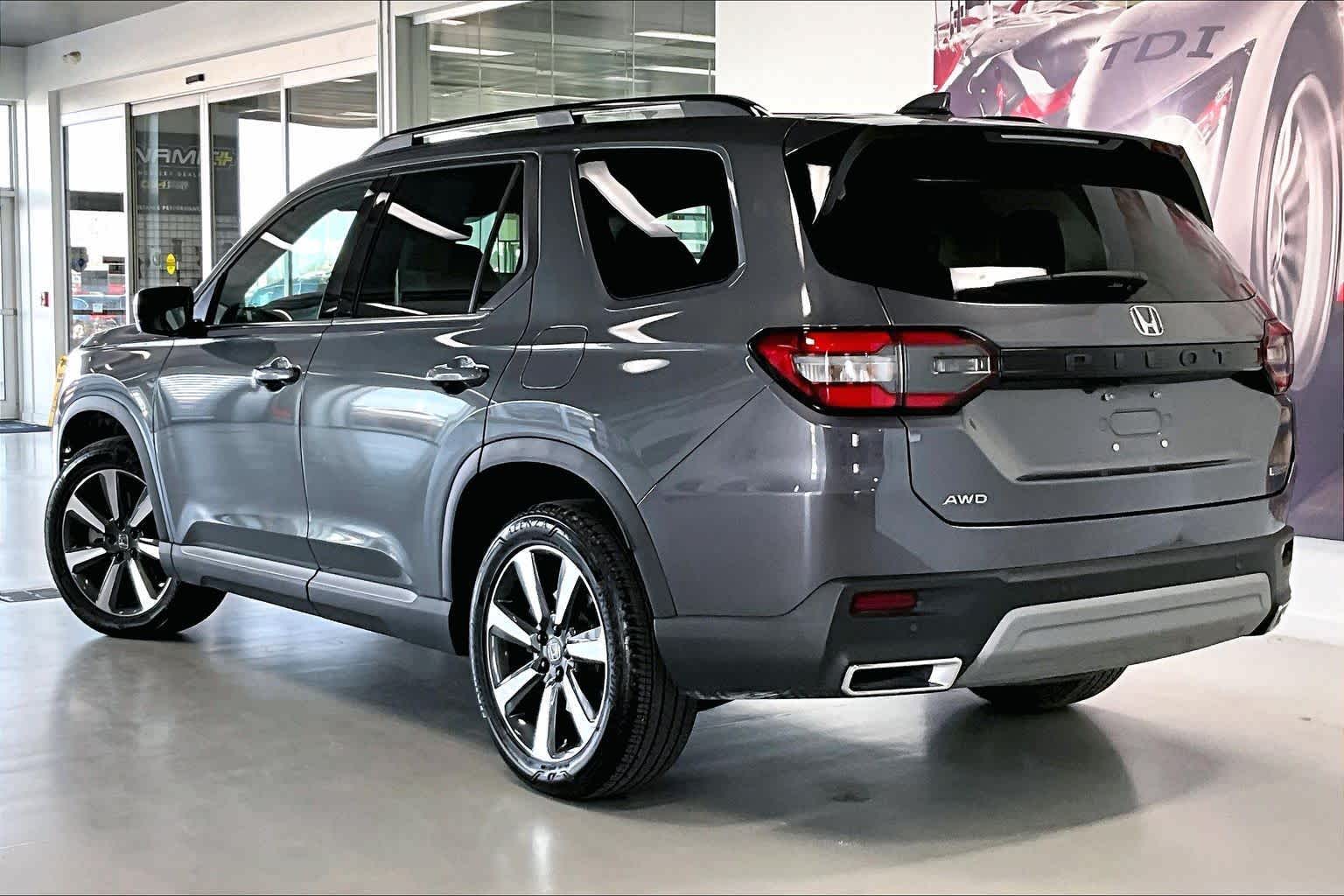 Thumbnail: 2025 Honda Pilot - 4