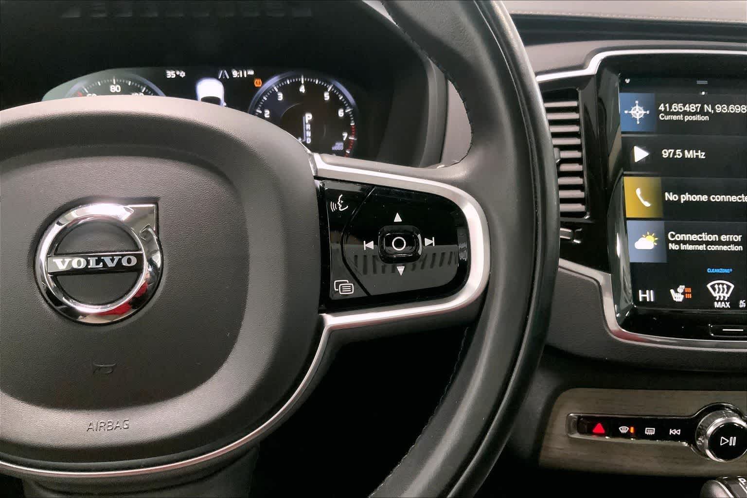 Thumbnail: 2021 Volvo XC90 - 25