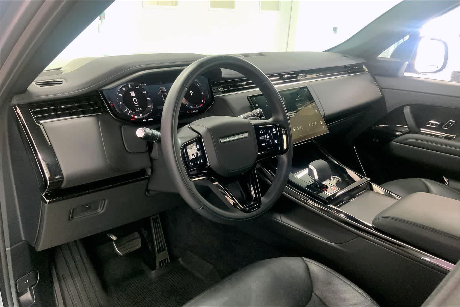 Thumbnail: 2024 Land Rover Range Rover Sport - 2