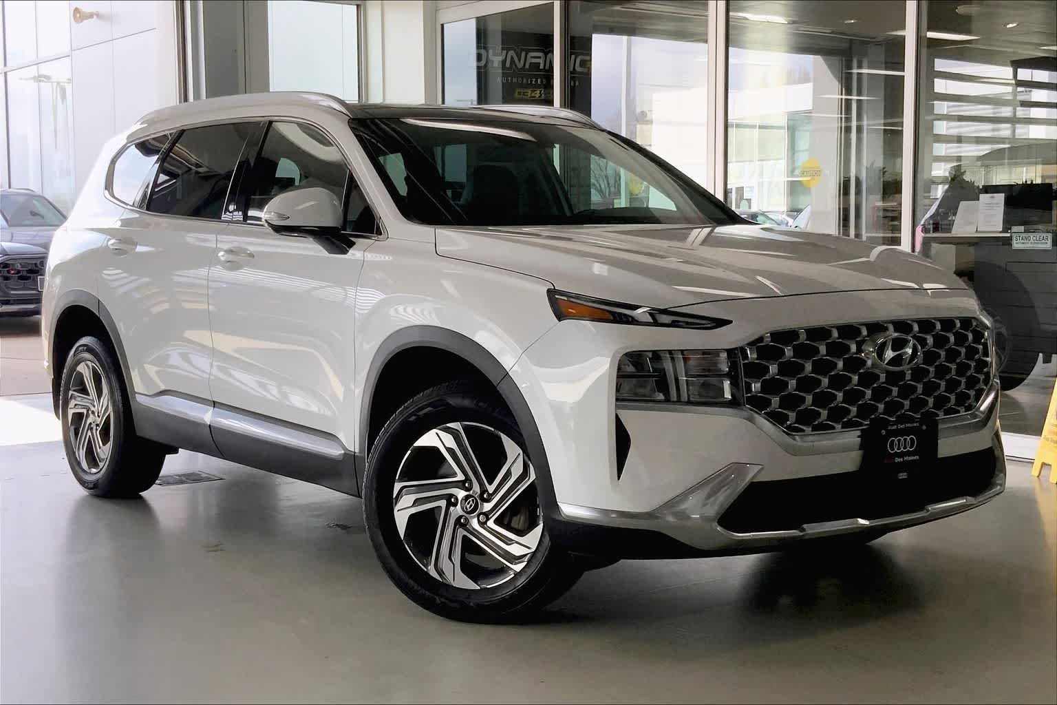 Thumbnail: 2023 Hyundai Santa Fe - 19