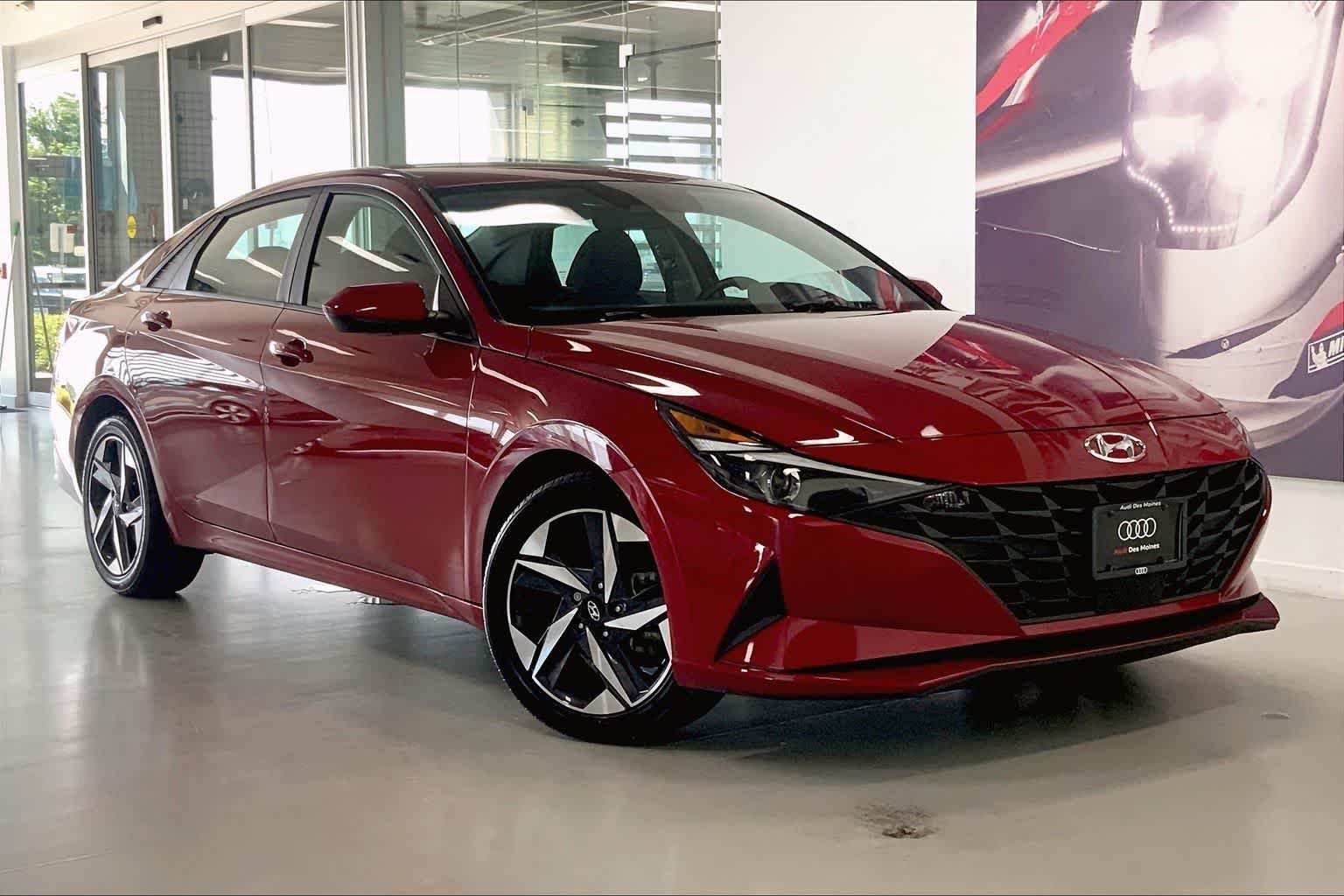 Thumbnail: 2023 Hyundai Elantra - 19