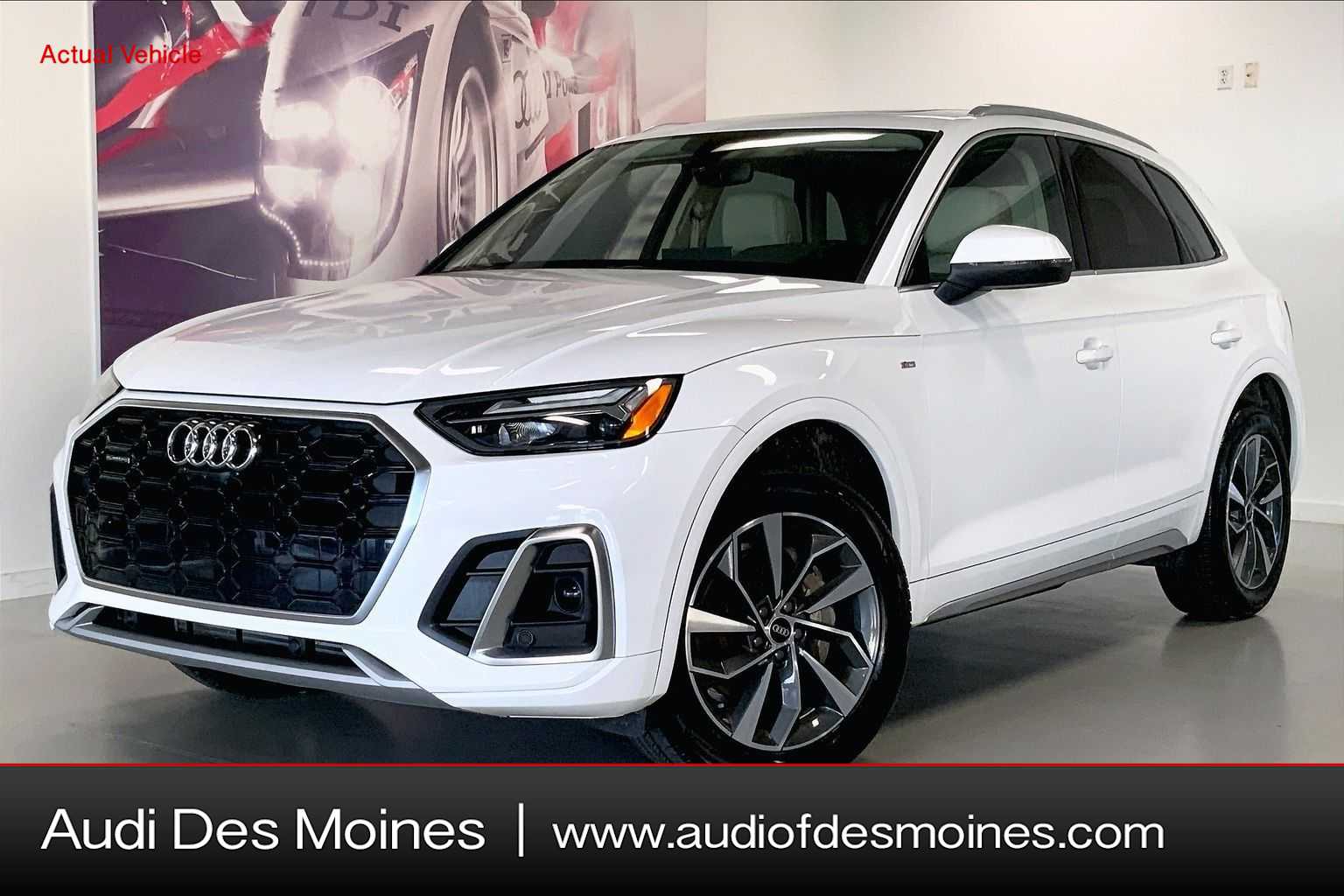 Thumbnail: 2022 Audi Q5 - 1