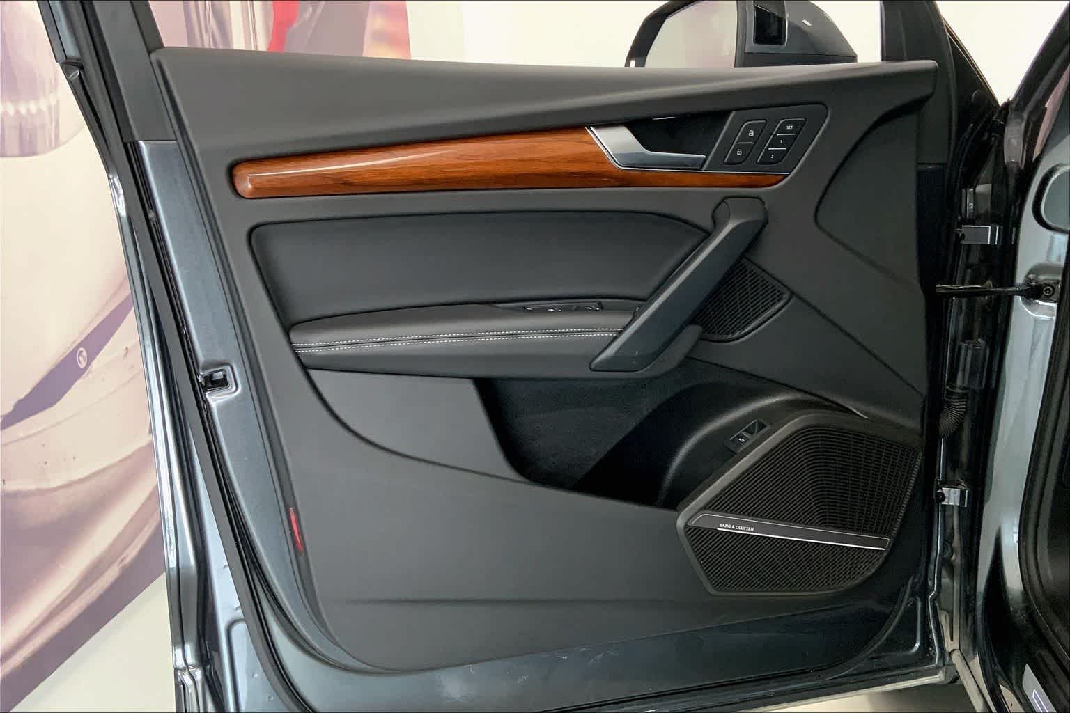 Thumbnail: 2023 Audi Q5 - 24