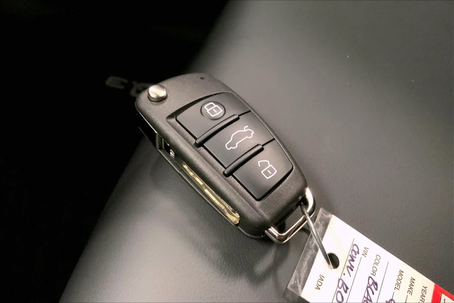 Thumbnail: 2025 Audi Q3 - 19