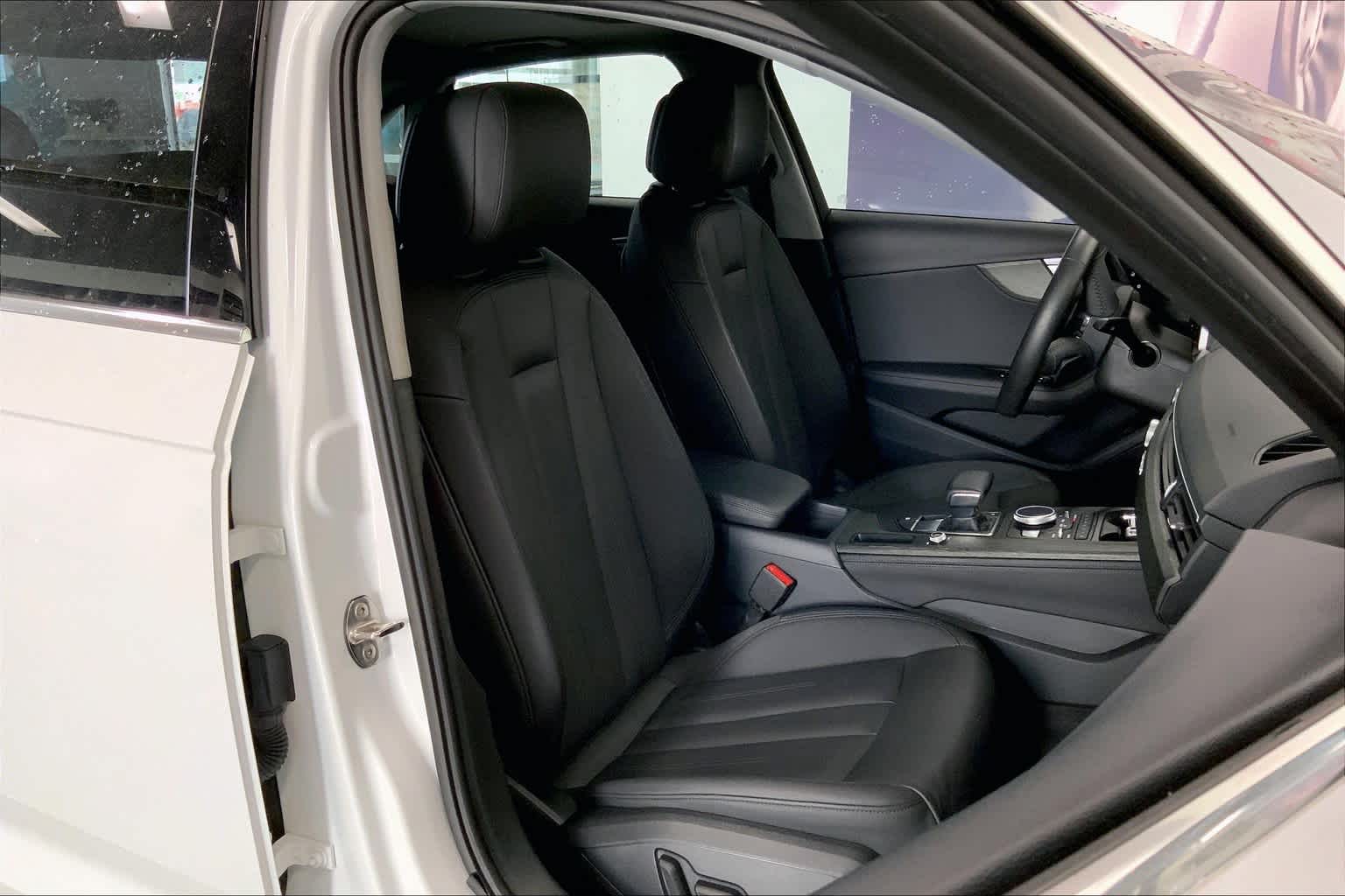 Thumbnail: 2019 Audi A4 - 25