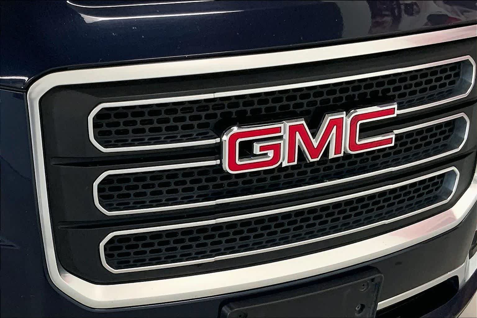 Thumbnail: 2017 GMC Acadia - 28