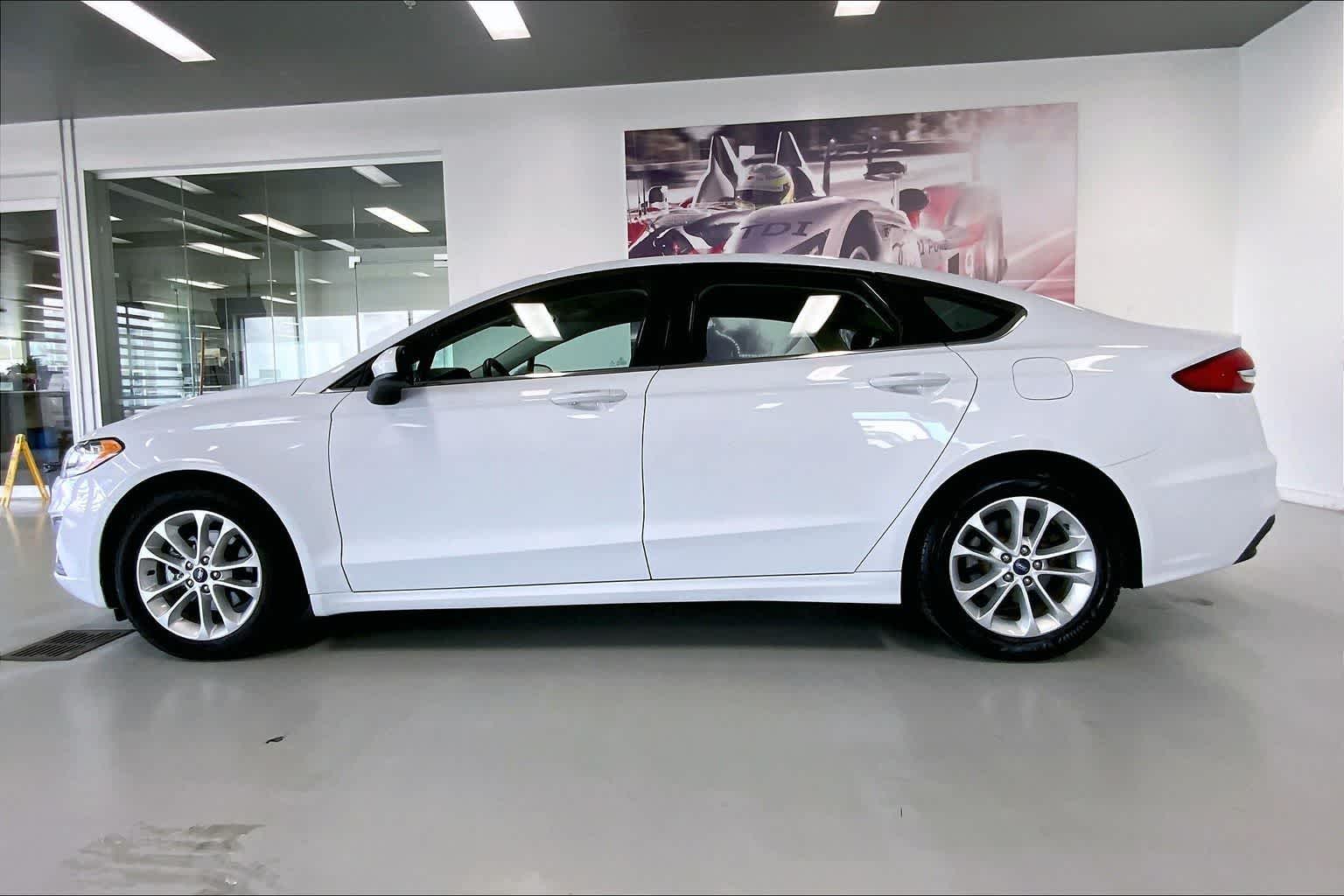 Thumbnail: 2019 Ford Fusion - 3