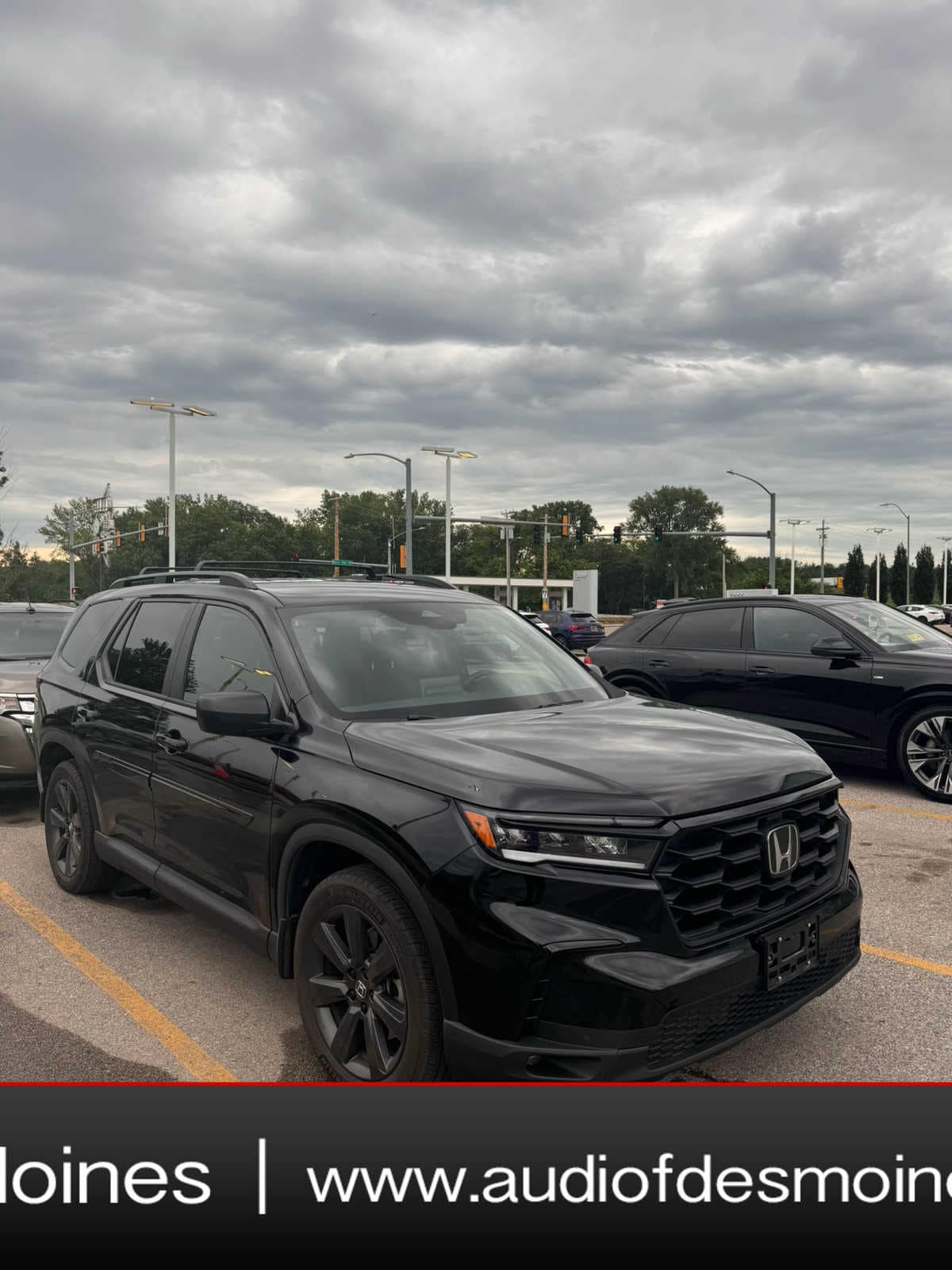 2023 Honda Pilot Sport Hero Image
