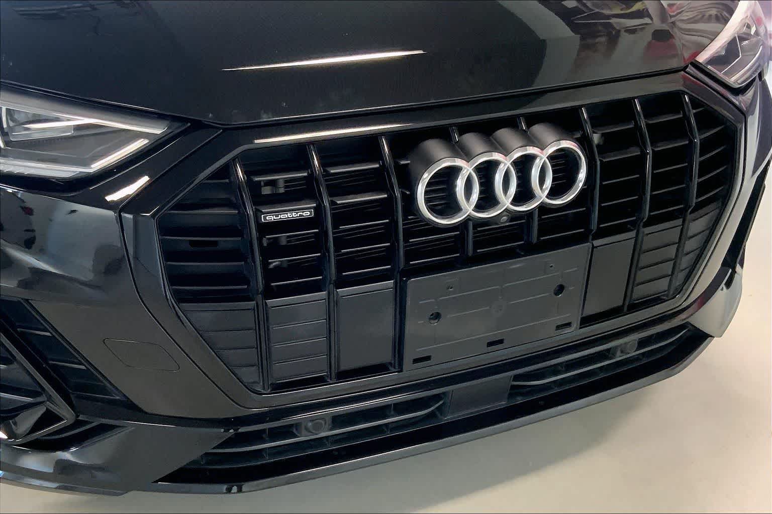 Thumbnail: 2023 Audi Q3 - 29